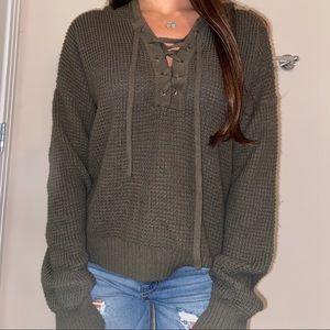 Zumiez green sweater